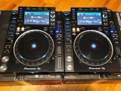 Shitet 2 Pioneer CDJ-2000 Nexus2 dhe 1 PIONEER DJM-900 Nxs2